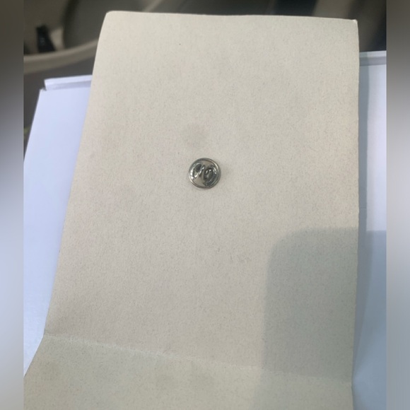 Brand New Old Stock Pear Shaped Lead Free Pewter Tussie Mussie Posy Holder Pin - Picture 6 of 15